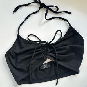 White Fox Ruched Halter Crop Top – Black, Size S